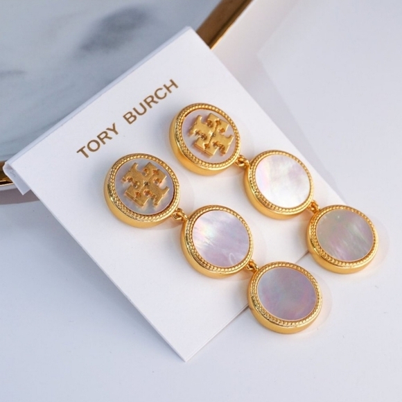 🔹️Tory Burch🔹️ Triple Drop Semiprecious Button Mother of Pearl clip on earing - Picture 2 of 3